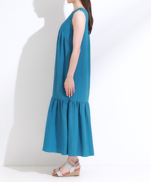 DRESKIP（ドレスキップ）の「【S-LL】後ろ姿も抜かりなく 1枚でサマ見え ティアードワンピース（ワンピース・レディース・ブルー系その他/ブラック/ダークブラウン・04/03/02/01）」の17枚目の写真
