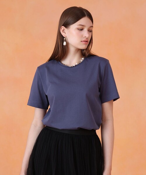 ANAYI(アナイ)の「コットン天竺刺繍プルオーバー(Tシャツ/カットソー・レディース・ブラック/ブルー/ホワイト/ブラウン・38/36)」の4枚目の写真