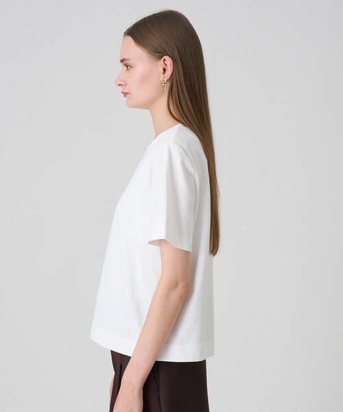 ANAYI(アナイ)の「コットン天竺刺繍プルオーバー(Tシャツ/カットソー・レディース・ブラック/ブルー/ホワイト/ブラウン・38/36)」の6枚目の写真