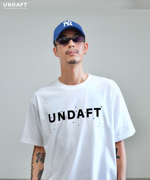 BASIS(ベイシス)の「UNDAFT ドットロゴTシャツ(Tシャツ/カットソー・メンズ・ホワイト・MEDIUM/LARGE/X-LARGE)」の11枚目の写真