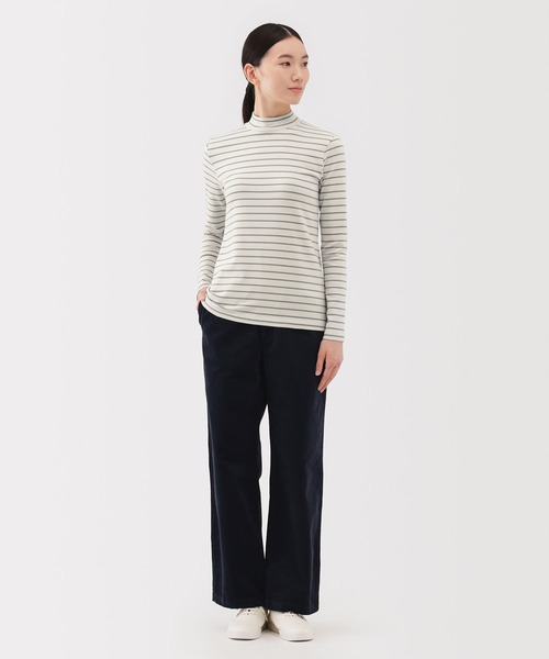 無印良品（ムジルシリョウヒン）の「婦人　起毛フライス編みハイネック長袖Ｔシャツ（Tシャツ/カットソー・レディース・ライトイエロー/ライトグレー/ホワイト/ブラック系/ホワイト系/ブラック・S/XL/L/M）」の7枚目の写真