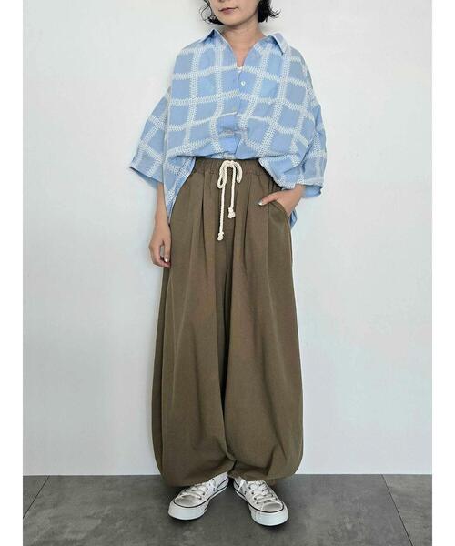 SM2（エスエムツー）の「スクエア刺繍袖タックシャツ（シャツ/ブラウス・レディース・サックスブルー/ブラック/オフホワイト/ブラウン・F）」の10枚目の写真