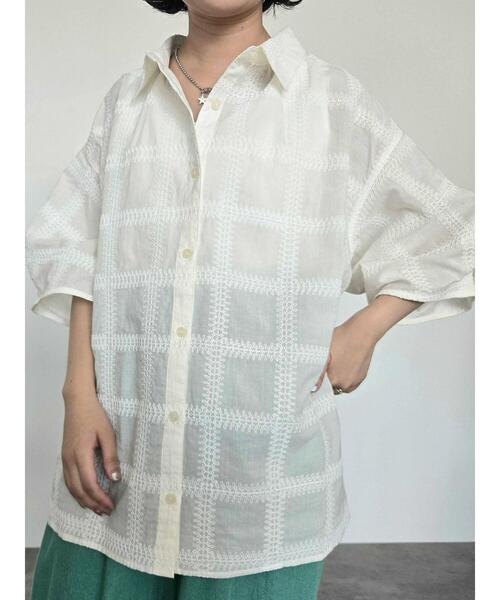 SM2（エスエムツー）の「スクエア刺繍袖タックシャツ（シャツ/ブラウス・レディース・サックスブルー/ブラック/オフホワイト/ブラウン・F）」の21枚目の写真