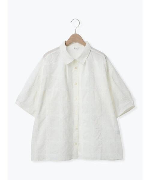 SM2（エスエムツー）の「スクエア刺繍袖タックシャツ（シャツ/ブラウス・レディース・サックスブルー/ブラック/オフホワイト/ブラウン・F）」の6枚目の写真