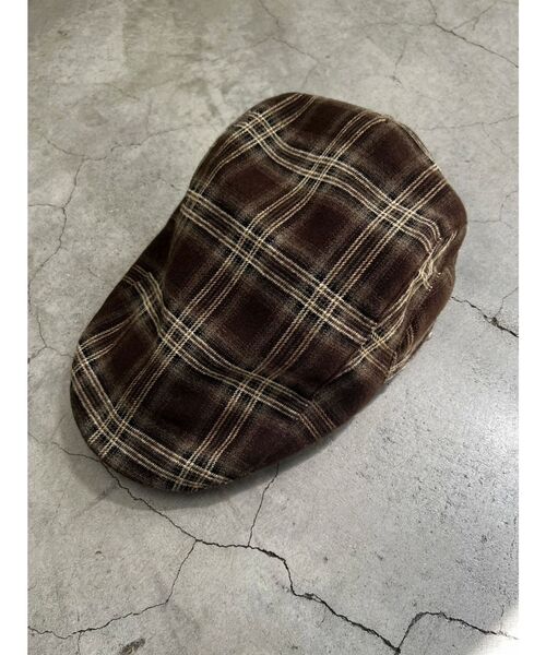 EMODA(エモダ)の「スタッズベルトハンチングキャップ(ハンチング/ベレー帽・レディース・ブラック/ブラウン・FREE)」の11枚目の写真