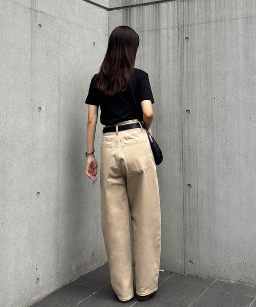 ISOOK(アイスー)の「ワイドエッグチノパンツ / バレルパンツ コクーンパンツ ハイウエスト ベージュ ブラウン カーキ ブラック ZOZOTOWN限定(チノパンツ・レディース・ブラウン/ブラック/カーキ/ライトベージュ・マルチサイズ)」の8枚目の写真