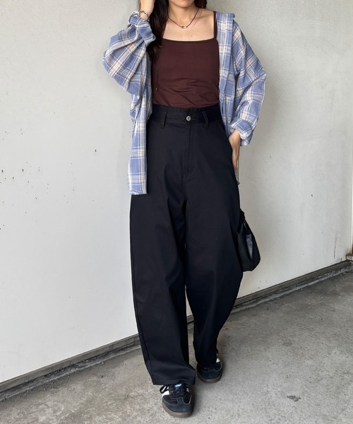 ISOOK(アイスー)の「ワイドエッグチノパンツ / バレルパンツ コクーンパンツ ハイウエスト ベージュ ブラウン カーキ ブラック ZOZOTOWN限定(チノパンツ・レディース・ブラウン/ブラック/カーキ/ライトベージュ・マルチサイズ)」の18枚目の写真