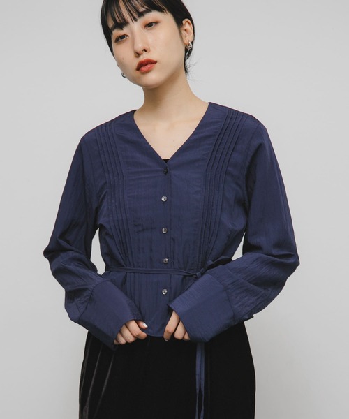 セール】ピンタックVネックブラウス（シャツ/ブラウス）｜KBF