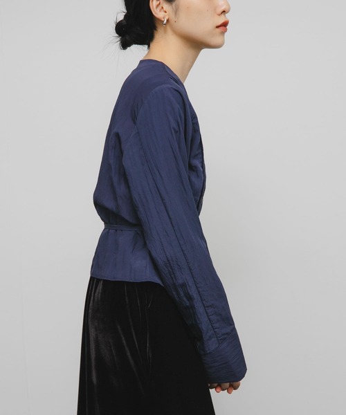 セール】ピンタックVネックブラウス（シャツ/ブラウス）｜KBF