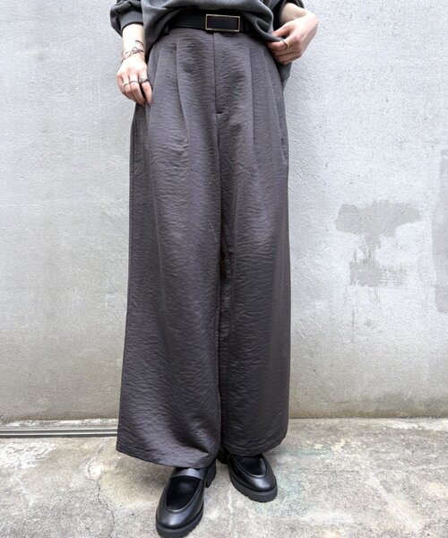 Omekashi(オメカシ)の「サテンパンツ(その他パンツ・レディース・チャコールグレー/ブラウン/ベージュ・TM/36/38)」の9枚目の写真