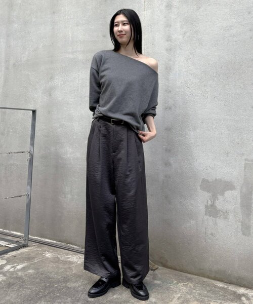 Omekashi(オメカシ)の「サテンパンツ(その他パンツ・レディース・チャコールグレー/ブラウン/ベージュ・TM/36/38)」の19枚目の写真