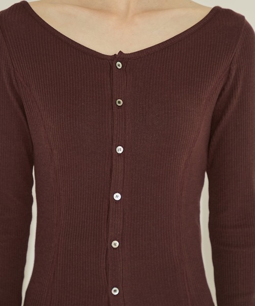 STUDIOUS（ステュディオス）の「【STUDIOUS/ステュディオス】Cashmere Silk Long Tee/カシミヤシルクロングトップス（Tシャツ/カットソー・レディース・ホワイト/ブラック/ワイン・FREE）」の19枚目の写真