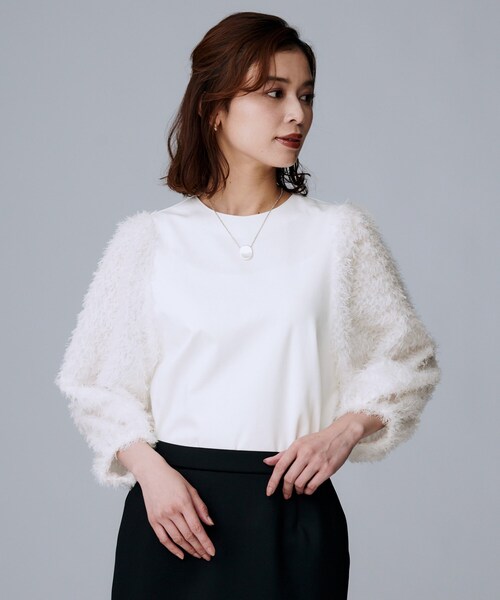 アンタイトル（UNTITLED）/【丸首Tシャツ風短丈】シャギースリーブ ポンチカットソー セール】【丸首/Tシャツ風/短丈】シャギースリーブ ポンチカットソー