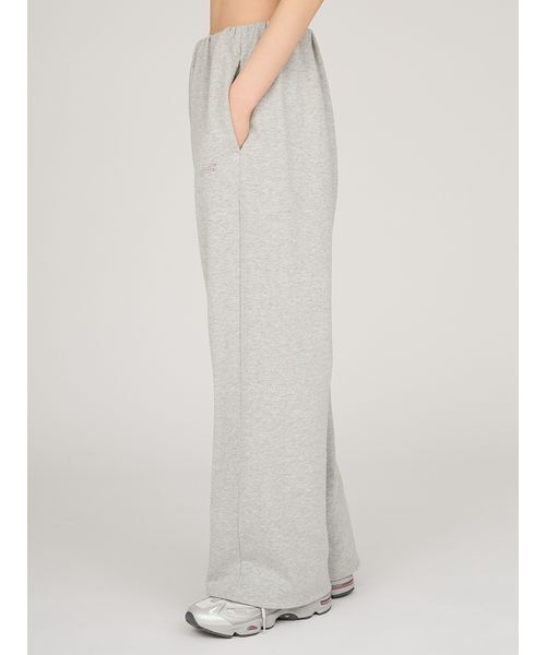 NEW BALANCE(ニューバランス)の「【New Balance for emmi】ウエストギャザースウェットパンツ(スウェットパンツ・レディース・ホワイト・S/M)」の6枚目の写真