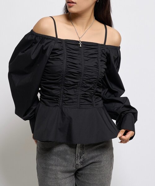 WHO'S WHO gallery（フーズフーギャラリー）の「2WAYオフショルダーパフスリーブブラウス（シャツ/ブラウス・レディース・ブラウン/ブラック/ホワイト/ブルー・FREE）」の20枚目の写真