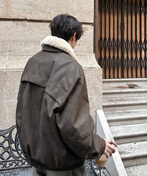 B.R.U（ブル）の「2WAYヴィンテージライク合皮ブルゾン（ブルゾン・メンズ・ブラウン・FREE）」の5枚目の写真