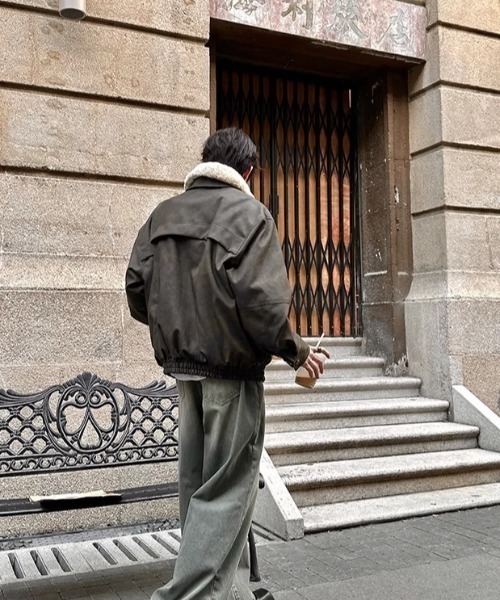 B.R.U（ブル）の「2WAYヴィンテージライク合皮ブルゾン（ブルゾン・メンズ・ブラウン・FREE）」の2枚目の写真