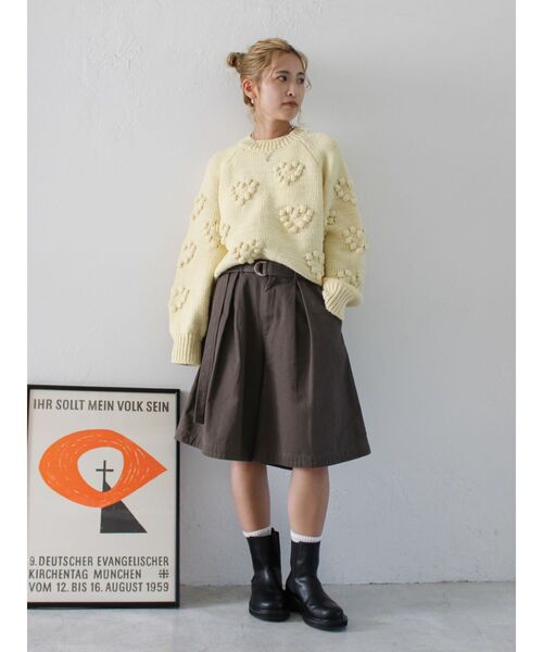 Ungrid（アングリッド）の「ワイドシルエットチノハーフパンツ（チノパンツ・レディース・チャコールグレー/ベージュ・FREE）」の6枚目の写真