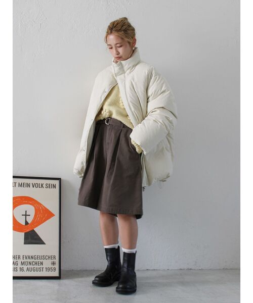 Ungrid（アングリッド）の「ワイドシルエットチノハーフパンツ（チノパンツ・レディース・チャコールグレー/ベージュ・FREE）」の9枚目の写真