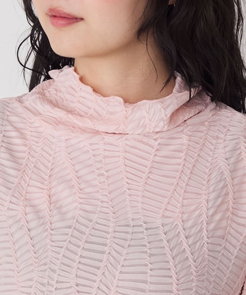 forksy.（フォルクシー）の「【forksy.】ジオメトリックデザイン シアーハイネックメローロングスリーブTシャツ（Tシャツ/カットソー・レディース・マスタード/ブラウン/ピンク/オフホワイト/ブラック・FREE）」の16枚目の写真