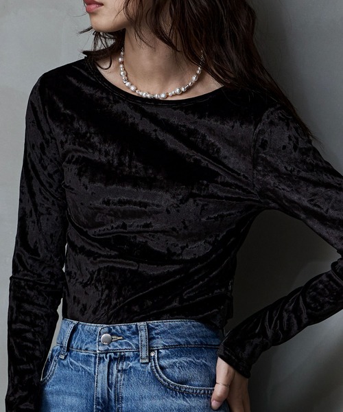 etoll.(エトル)の「2wayバックオープンUネックベロアトップス(Tシャツ/カットソー・レディース・ブラック/ブラウン・M)」の10枚目の写真