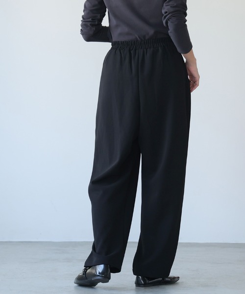 itto...(イット)の「ストレッチジョーゼットタックパンツ(スラックス・レディース・チャコール/モカ/ブラック・M/L)」の15枚目の写真