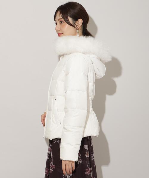 WILLSELECTION（ウィルセレクション）の「フードファーペプラムショートダウン（ダウンジャケット/コート・レディース・ブラック/オフホワイト/ベージュ/ボルドー・FREE）」の5枚目の写真