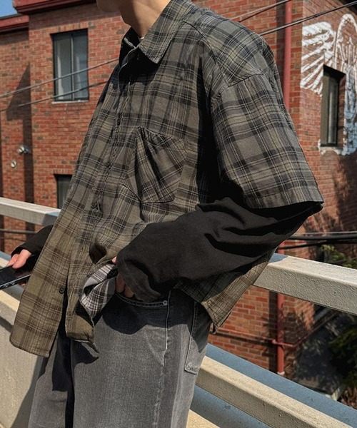 ASCLO（エジュクロ）の「【UNISEX】ASCLO／レイヤードチェックシャツ（シャツ/ブラウス・メンズ・ブラック/カーキ・FREE）」の6枚目の写真