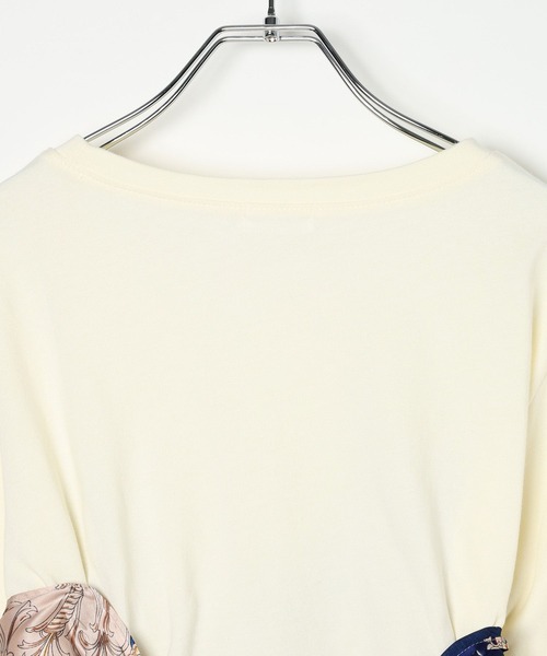 LEPSIM(レプシィム)の「スカーフビスチェ風長袖プルオーバー 603885(Tシャツ/カットソー・レディース・ブラック/ブラウン/アイボリー・FREE)」の14枚目の写真