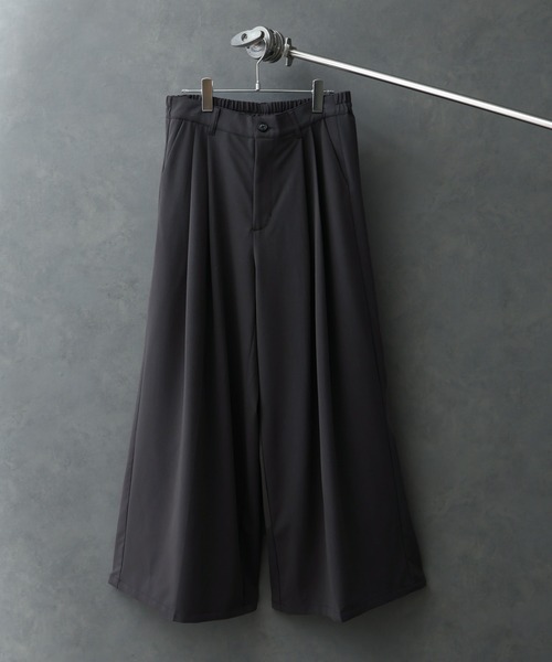 ELLUV(エルブ)の「【ELLUV/エルヴ】ノーブルクオリティーTR ディープ2タックワイドフレアパンツ(スラックス・メンズ・ブラック/グレー/ライトグレー・S/M/L/XS)」の3枚目の写真