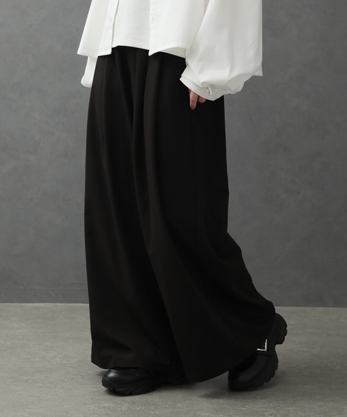 ELLUV/エルヴ】ノーブルクオリティーTR ディープ2タックワイドフレア