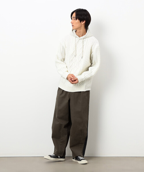 COMME CA ISM(コムサイズム)の「ニット×裏シャギーパーカ(ニット/セーター・メンズ・ブルー/アイボリー/ブラック・SMALL/MEDIUM/LARGE)」の5枚目の写真