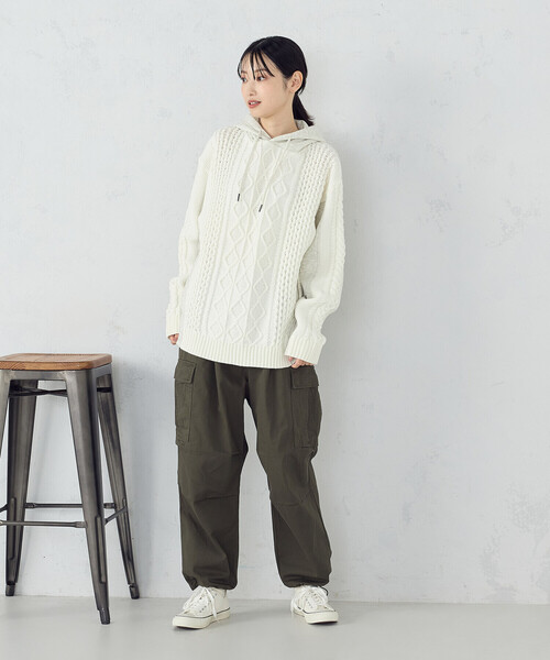 COMME CA ISM(コムサイズム)の「ニット×裏シャギーパーカ(ニット/セーター・メンズ・ブルー/アイボリー/ブラック・SMALL/MEDIUM/LARGE)」の9枚目の写真