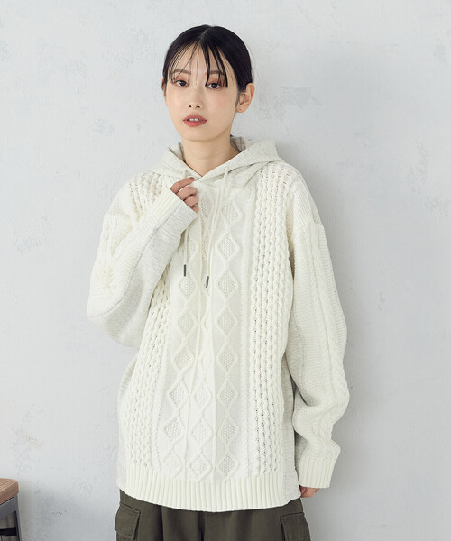 COMME CA ISM(コムサイズム)の「ニット×裏シャギーパーカ(ニット/セーター・メンズ・ブルー/アイボリー/ブラック・SMALL/MEDIUM/LARGE)」の11枚目の写真