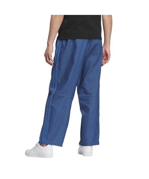 adidas(アディダス)の「【別注】アディダス adidas ルーズフィット デニム フルレングス オープン ヘム パンツ アルペン 限定コラボ(その他パンツ・メンズ・ブルー/ネイビー・S/M/L/LL/3L)」の4枚目の写真
