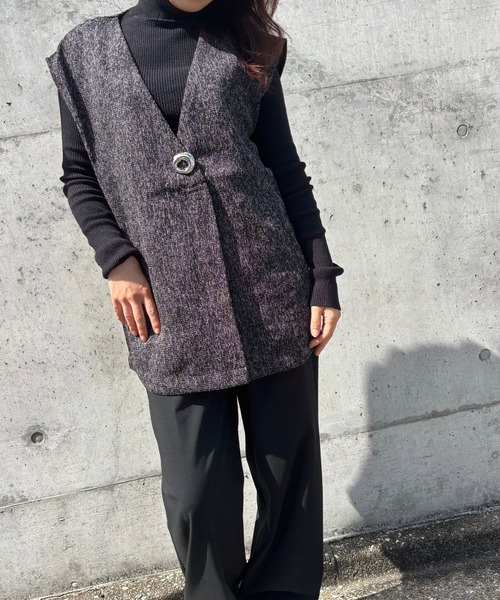 merrylatte（メリーラテ）の「ブローチ付き ツイードライク ジレ【Muller Rossi】（ベスト・レディース・ブラックミックス・FREE）」の7枚目の写真
