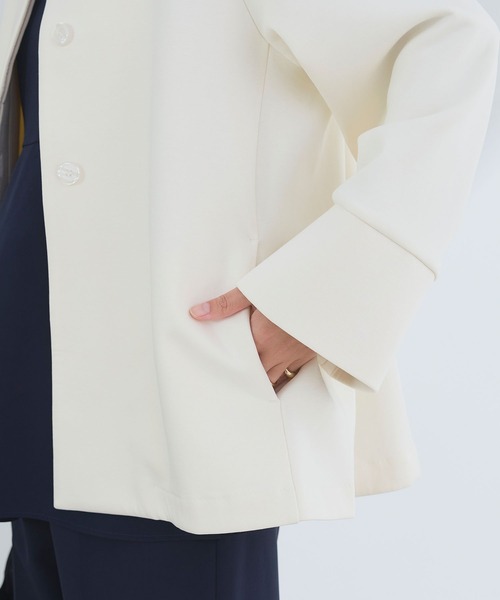 CROSS FUNCTION(クロスファンクション)の「正解 パールボタンAラインコート【CROSS FUNCTION/クロスファンクション】(ノーカラーコート・レディース・アイボリー/ネイビー・LL/L/M)」の8枚目の写真
