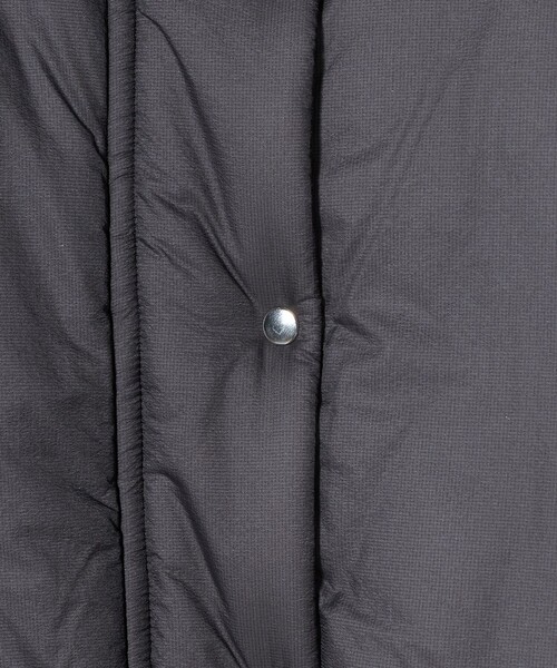 BEAUTY&YOUTH UNITED ARROWS（ビューティーアンドユースユナイテッドアローズ）の「ナイロンパデッド スタンドカラーブルゾン（その他アウター・レディース・ベージュ/ダークグレー・S/M）」の10枚目の写真