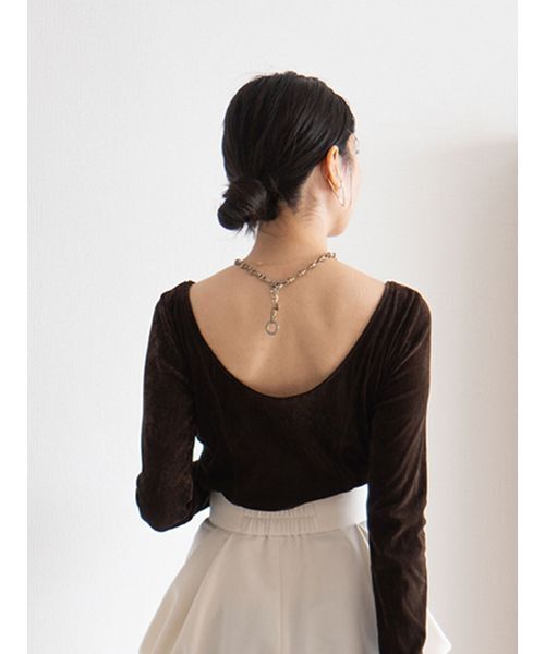 SNIDEL（スナイデル）の「カップインベロアカットソー（Tシャツ/カットソー・レディース・ブラウン/ベージュ/ブラック・F）」の8枚目の写真