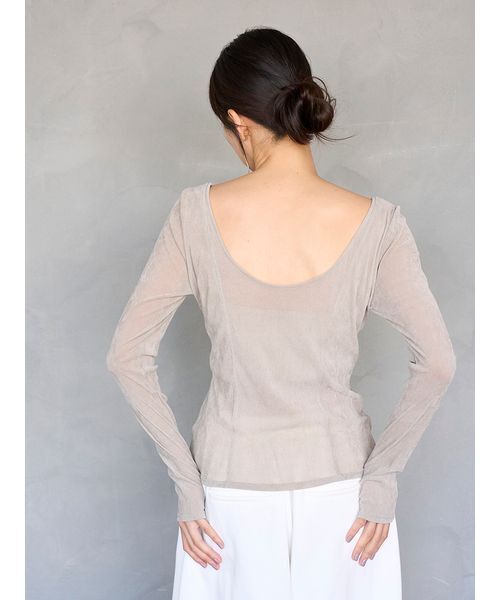 SNIDEL（スナイデル）の「カップインベロアカットソー（Tシャツ/カットソー・レディース・ブラウン/ベージュ/ブラック・F）」の16枚目の写真