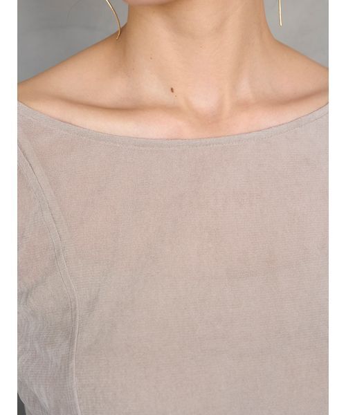 SNIDEL（スナイデル）の「カップインベロアカットソー（Tシャツ/カットソー・レディース・ブラウン/ベージュ/ブラック・F）」の18枚目の写真