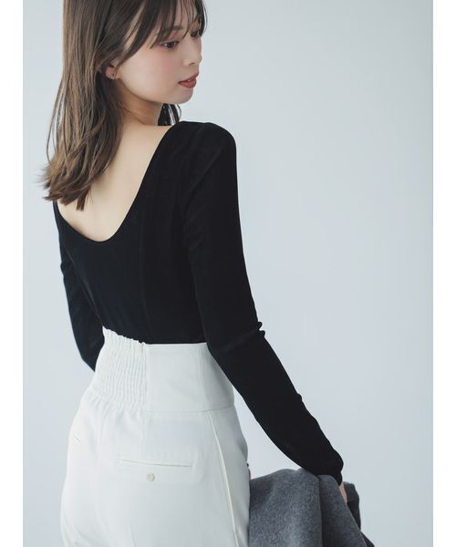 SNIDEL（スナイデル）の「カップインベロアカットソー（Tシャツ/カットソー・レディース・ブラウン/ベージュ/ブラック・F）」の2枚目の写真