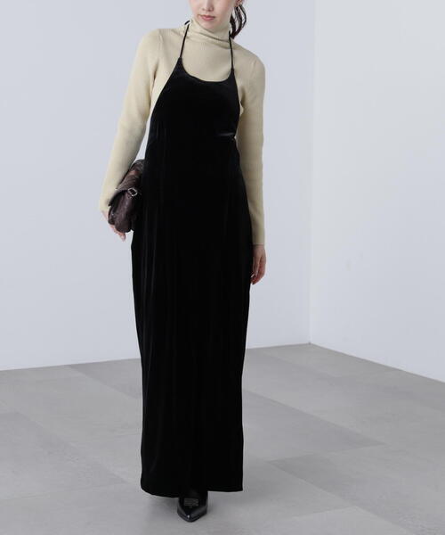 FREE'S MART（フリーズマート）の「◆ホルターネックベロアキャミワンピース（ワンピース・レディース・ブラウン/ブラック・MEDIUM/SMALL）」の2枚目の写真