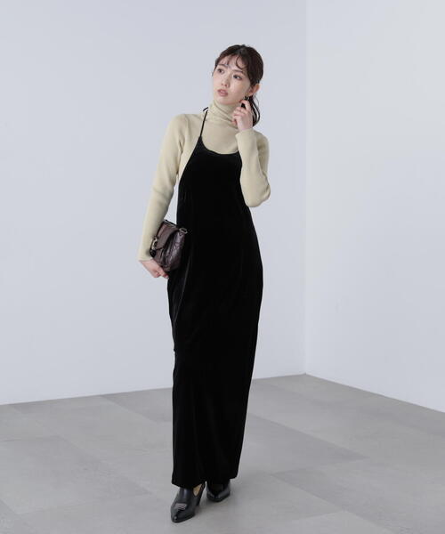 FREE'S MART（フリーズマート）の「◆ホルターネックベロアキャミワンピース（ワンピース・レディース・ブラウン/ブラック・MEDIUM/SMALL）」の13枚目の写真