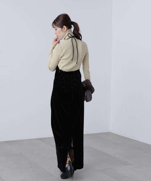 FREE'S MART（フリーズマート）の「◆ホルターネックベロアキャミワンピース（ワンピース・レディース・ブラウン/ブラック・MEDIUM/SMALL）」の14枚目の写真