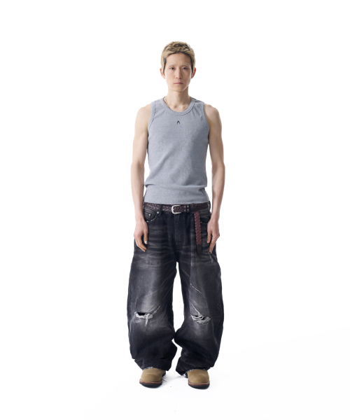 AAKAM(アーカム)の「Distressed Logo Sleeveless (Gray)(Tシャツ/カットソー・レディース・その他・1)」の8枚目の写真