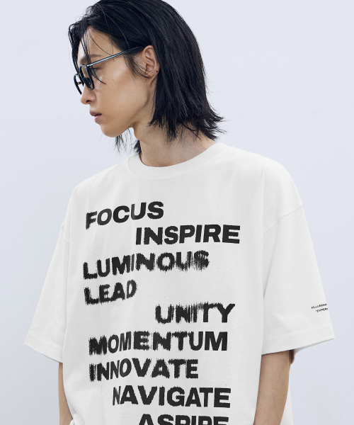 F.ILLUMINATE(フィルミネイト)の「レガシーメッセージTシャツ - ホワイト(Tシャツ/カットソー・レディース・その他・SMALL/MEDIUM/LARGE)」の3枚目の写真