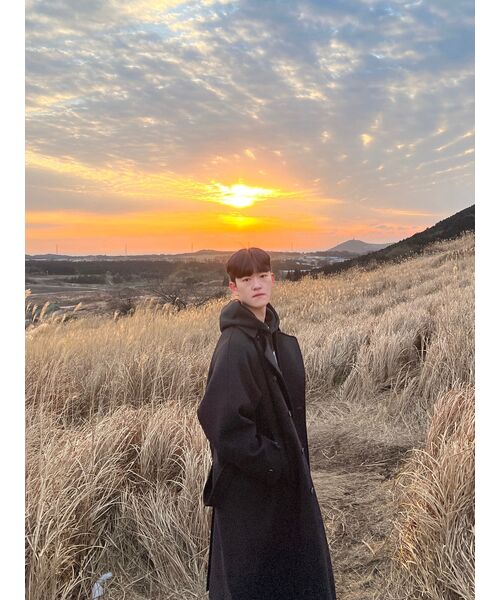WOOALONG（ウアロン）の「Signature standard hoodie - BLACK（パーカー・レディース・ブラック・LARGE/MEDIUM/SMALL）」の2枚目の写真
