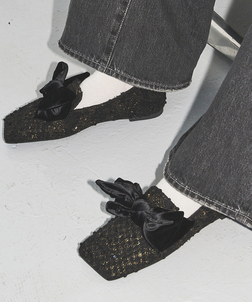 GRISE(グリーズ)の「GRISEワイドスクエアビッグリボンローファー(ローファー・レディース・ゴールド/カーキ/ブラック・23.5cm/24cm/24.5cm/25cm/22cm/22.5cm/23cm)」の7枚目の写真