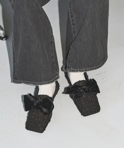 GRISE(グリーズ)の「GRISEワイドスクエアビッグリボンローファー(ローファー・レディース・ゴールド/カーキ/ブラック・23.5cm/24cm/24.5cm/25cm/22cm/22.5cm/23cm)」の8枚目の写真